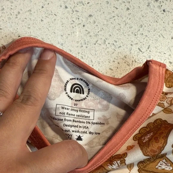 Remi & Friends pajama bundle NWT - Picture 2 of 9